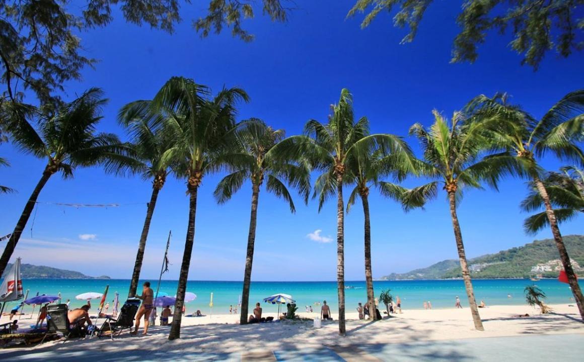 The Taksim Patong Beach Hotel Bagian luar foto